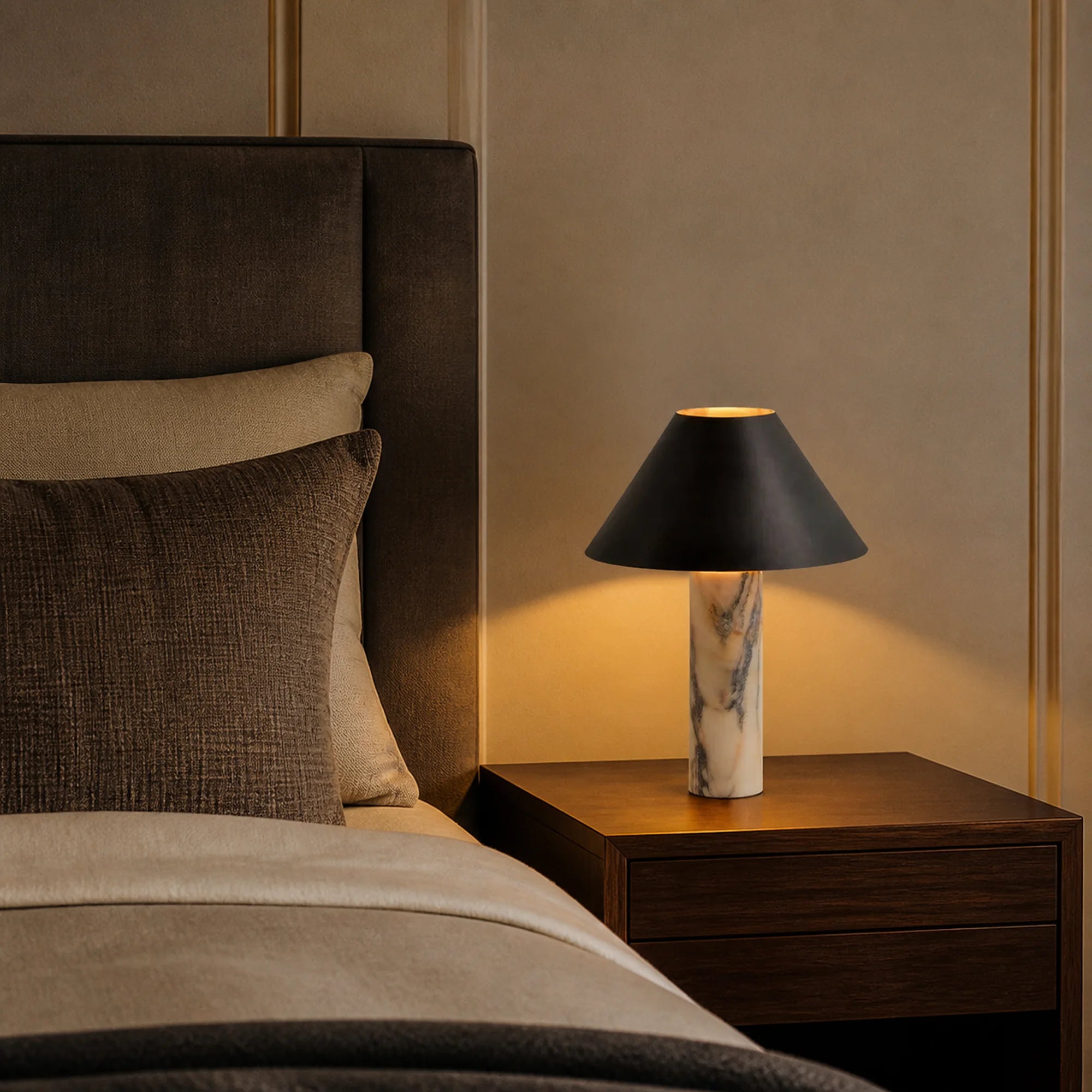 Marble Cone Table Lamp Serina