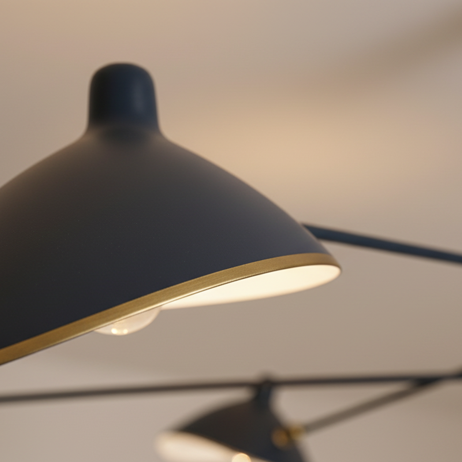 variant: Black Gold