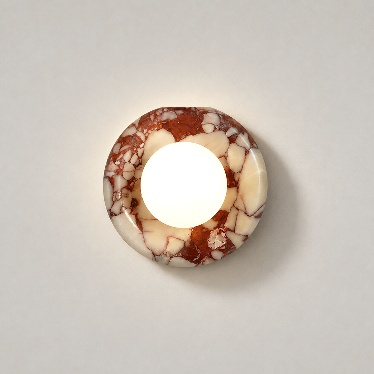 Marble and Glass Wall Light Tenara Red, Fond neutre