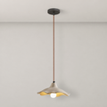 Scalloped Bell Pendant Light Dalena, Fond neutre