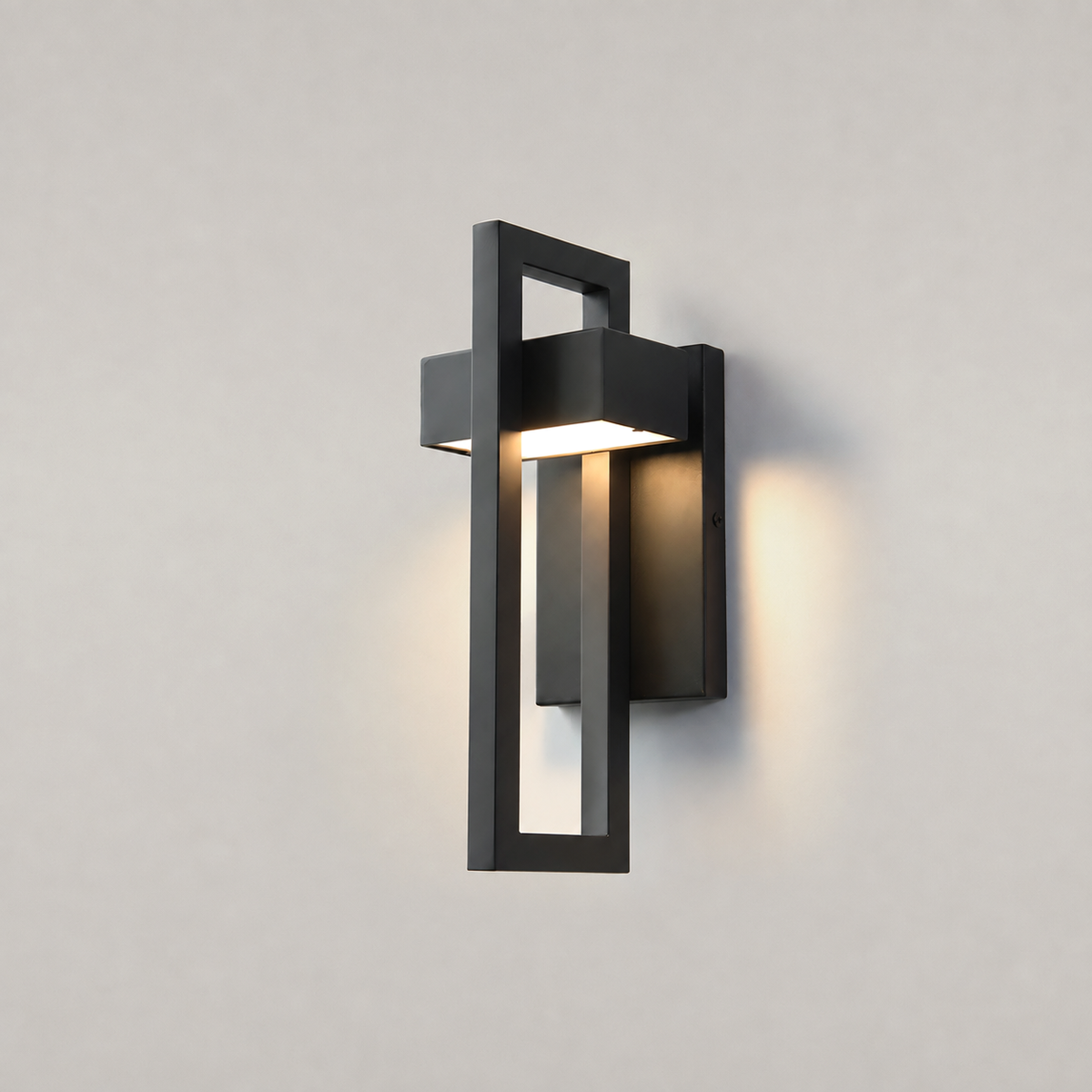 Outdoor Down Wall Light Perina, Fond neutre