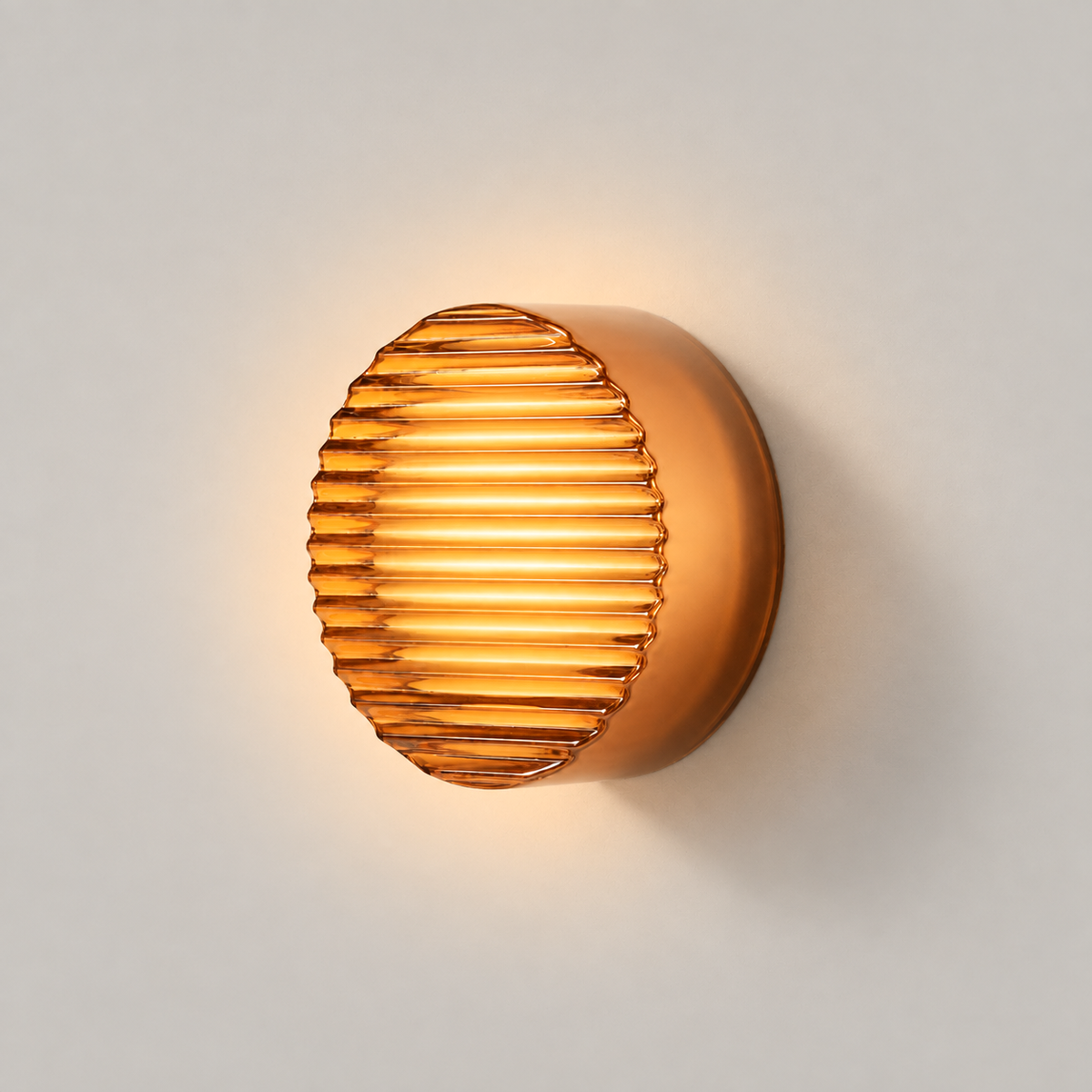 Ribbed Round Flush Wall Light Farela Amber Ribbed, Fond neutre